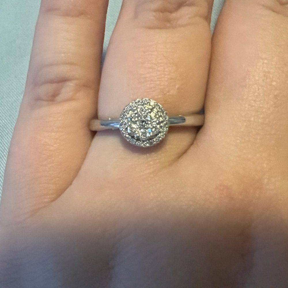 Kay Jewelers Diamond Ring 1/4 ct 10k white gold